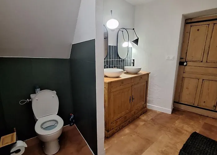 Vakantiehuis Maison En Pierre Avec Piscine