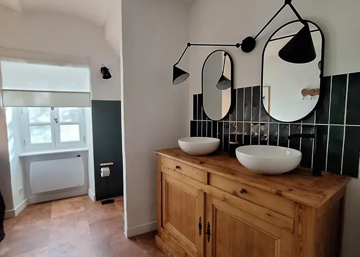 Vakantiehuis Maison En Pierre Avec Piscine Ribes
